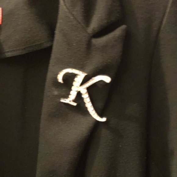 Letter K Rhinestone Brooch/Lapel Pin - Picture 10 of 15